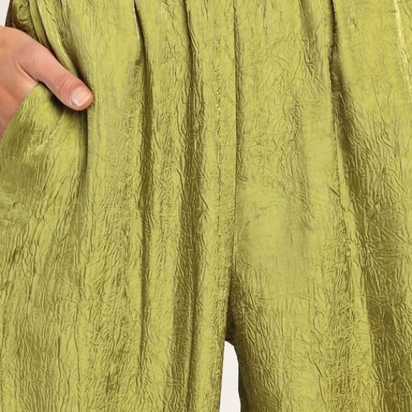 Lulu’s Chic Vibes Green Crinkled Satin Wide-Leg Pants - Picture 3 of 4